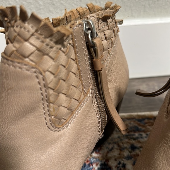 Coach new york women’s low heel boot - Picture 4 of 7